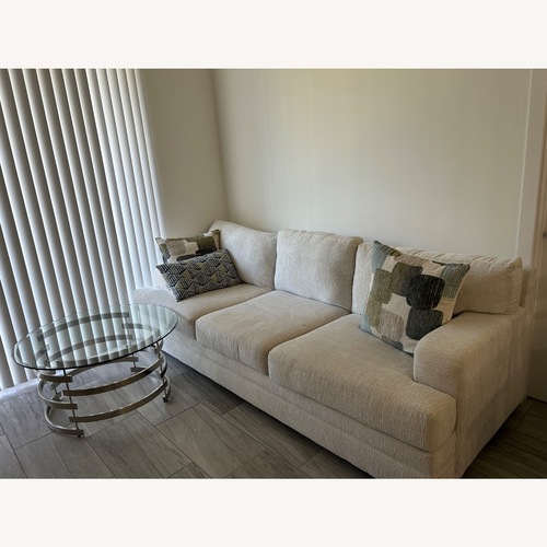 Used Rooms To Go Natural Fabric 3+ Seater Sofa for sale on AptDeco