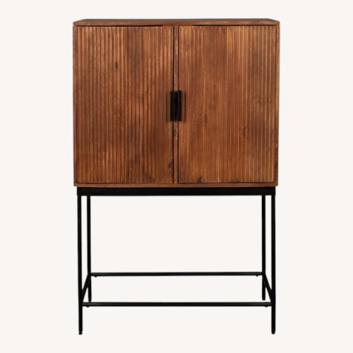 Used Bar and other Storage for sale on AptDeco