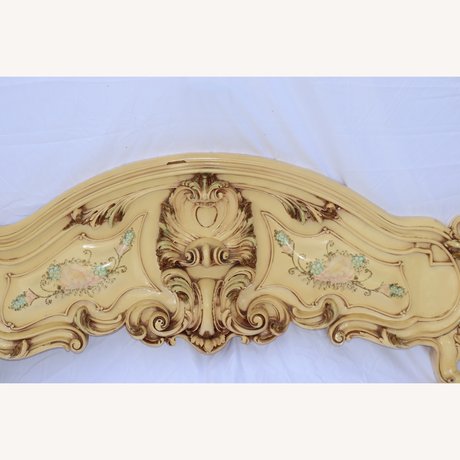Gold Headboard - image-14