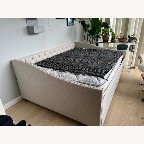 Used Alcott Hill Weldon Full Size Daybed for sale on AptDeco