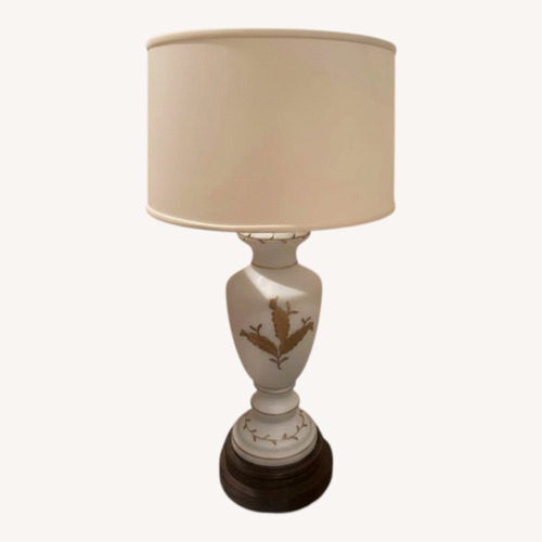 Used Vintage/Antique White Ceramic Table Lamp for sale on AptDeco