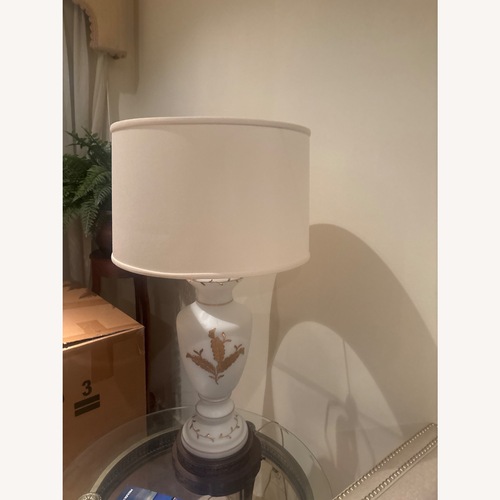 Used Vintage/Antique White Ceramic Table Lamp for sale on AptDeco