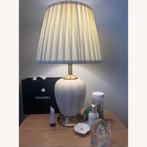 Used White Ceramic Table Lamps for sale on AptDeco