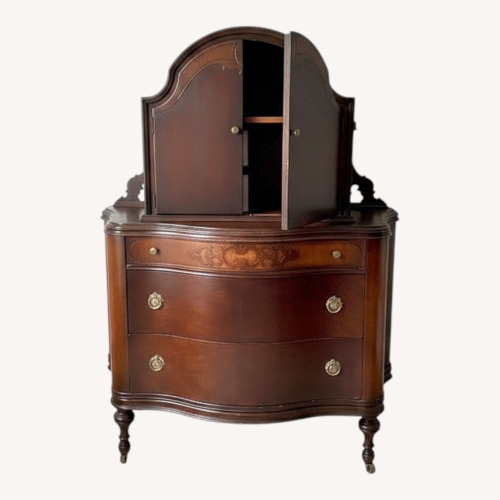 Used  Antique Chest of Drawers c1800 for sale on AptDeco