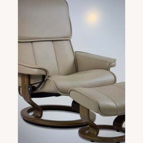 Used Vintage/Antique Finds Natural Leather Recliner for sale on AptDeco