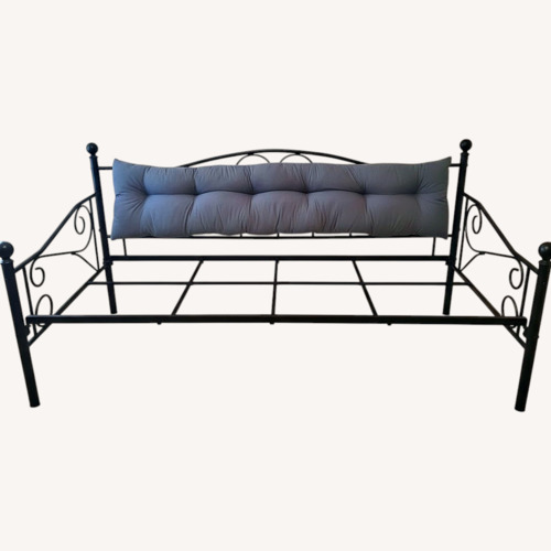 Used Metal Daybed for sale on AptDeco