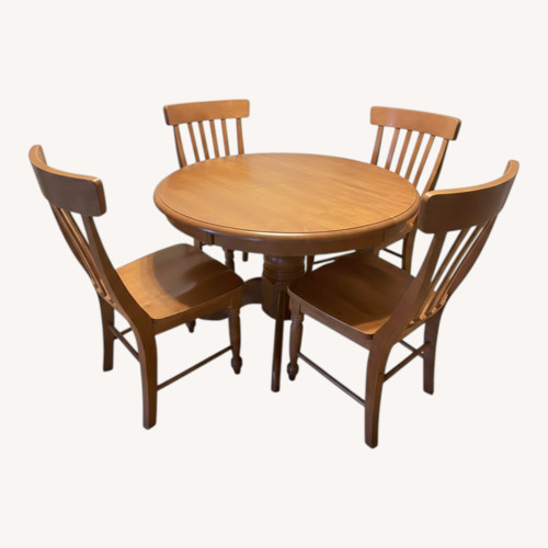 Used 4 Seater Dining Set for sale on AptDeco