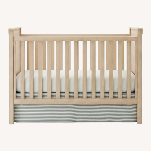 Used Pottery Barn Rory Crib for sale on AptDeco