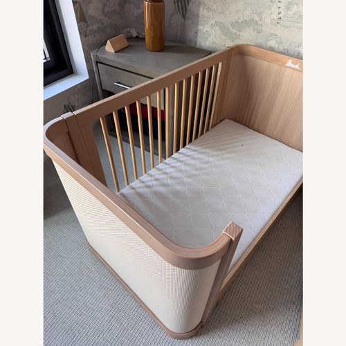 Used NESTIG The Island Wave Crib for sale on AptDeco