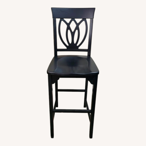 Used Pier One Stool for sale on AptDeco