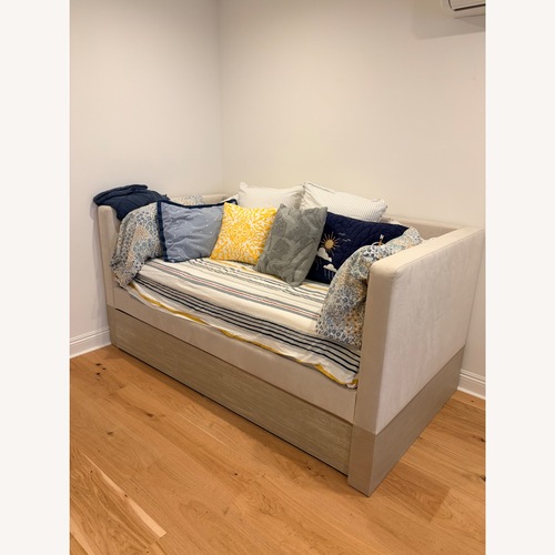 Used Pottery Barn Teen Bailey Twin Daybed with Trundle for sale on AptDeco