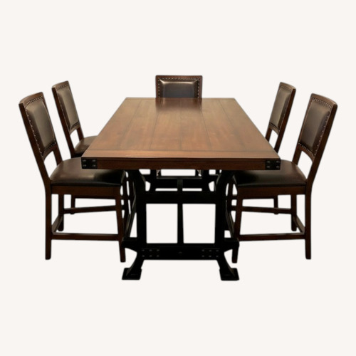 Used Rustic Dining Room Set Seats 6 for sale on AptDeco