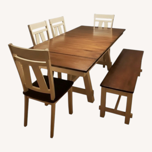 Used Kitchen Table for sale on AptDeco