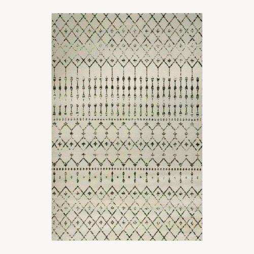 Used Rugs USA Natural Area Rug 9' x 12' for sale on AptDeco