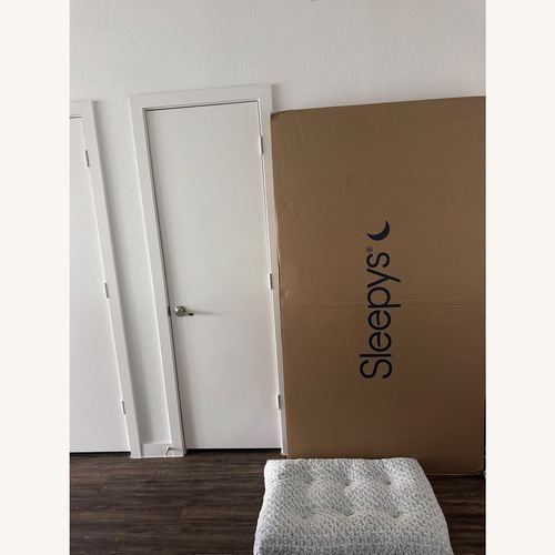 Used Sleepy’s Basic Adjustable Base for sale on AptDeco