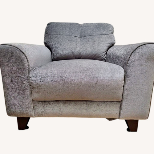Used Chair for sale on AptDeco