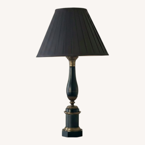Used Vintage/Antique Black Metal Table Lamp for sale on AptDeco