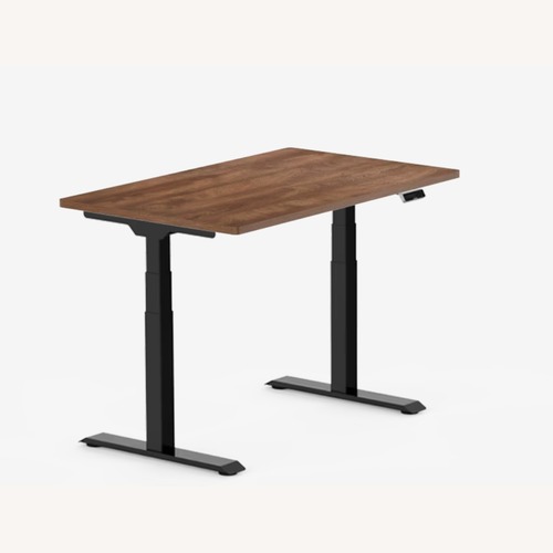 Used Flexispot Standing Desk Premium E7 for sale on AptDeco