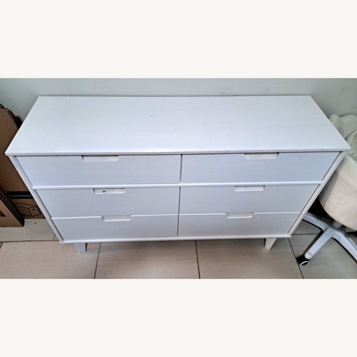 Used Walker Edison Sloane 52" White 6-Drawer Dresser for sale on AptDeco