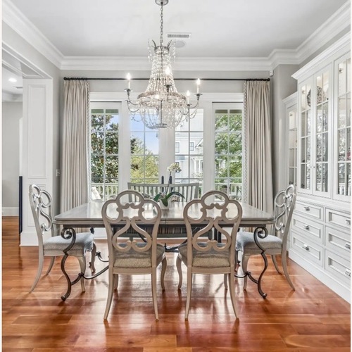 Used Drexel Heritage Dining Set for sale on AptDeco