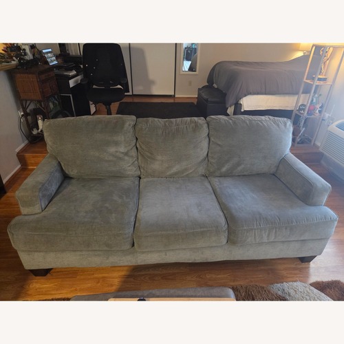 Used Wide Seat Sofa for sale on AptDeco
