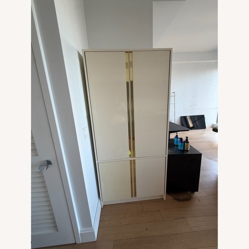 Used Vintage/Antique Wood Bar for sale on AptDeco