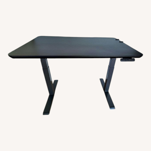 Used Vari Adjustable Standing Desk for sale on AptDeco