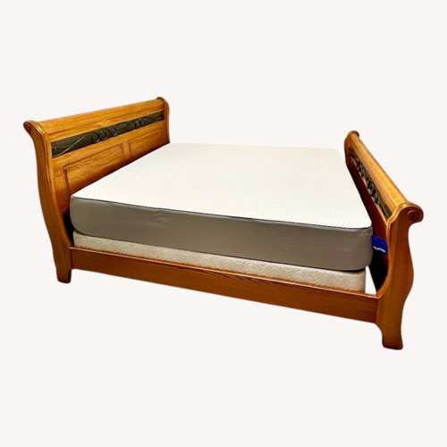Used Queen Size Sleigh Bed for sale on AptDeco