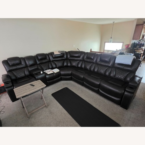 Used Ashley Furniture Luxury 7-Seater W 3 Recliners for sale on AptDeco