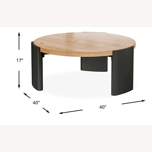 Used Montelius Black Cocktail Table | Rooms to Go for sale on AptDeco