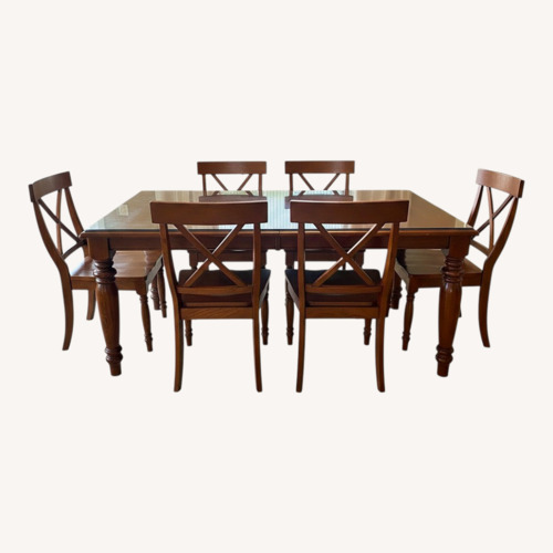 Used Raymour & Flanigan Dining Set for sale on AptDeco