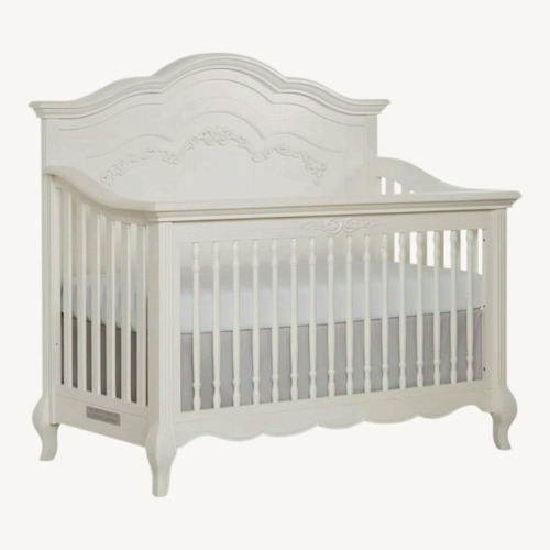 Used Amazon Aurora 5 in 1 Crib for sale on AptDeco
