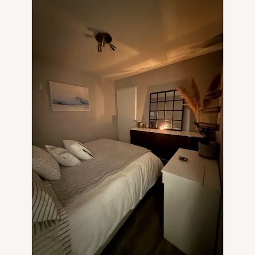 Used Wayfair Lark Manor Queen/Full Bed Set for sale on AptDeco