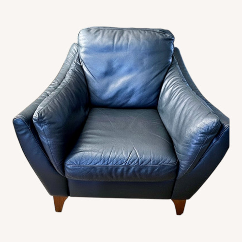 Used Natuzzi Black Leather Armchair for sale on AptDeco