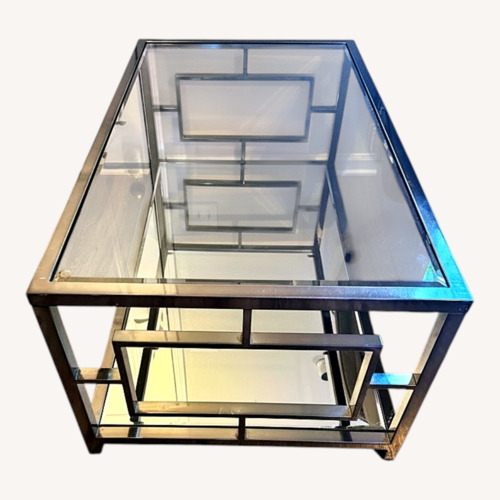 Used Rooms To Go Tables, Set of 3 for sale on AptDeco