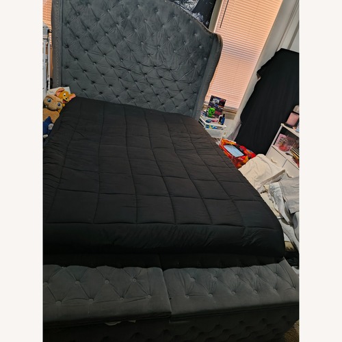 Used Queen Bed for sale on AptDeco