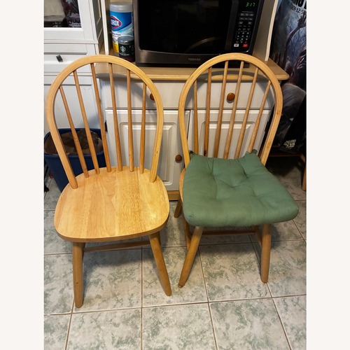 Used Set of 4 Windsor Spindle-Back Dining Chairs for sale on AptDeco