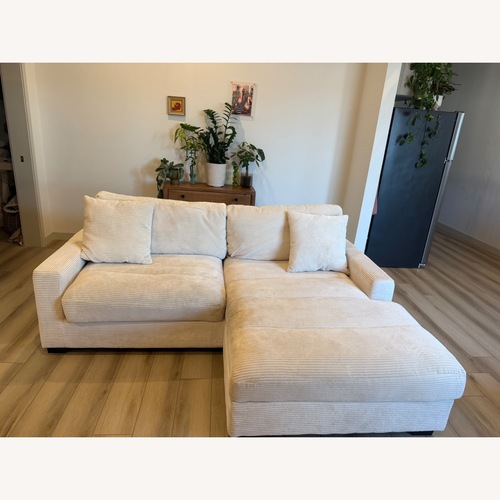 Used Aspen Beige 86'' Left Arm Facing Chofa for sale on AptDeco