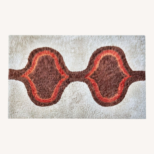 Used 5 X 7 Mid Century Modern Rya Style Shag Area Rug for sale on AptDeco