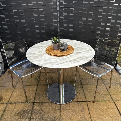Used Jordan's Furniture 36" Round Marble Table for sale on AptDeco
