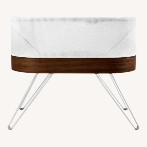 Used  SNOO Smart Bassinet + Active Subscription for sale on AptDeco