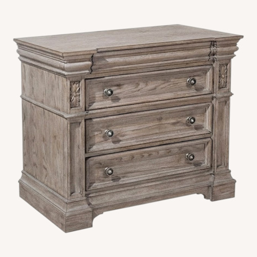 Used Pulaski Kingsbury 4 Drawer Bachelor's Chest for sale on AptDeco