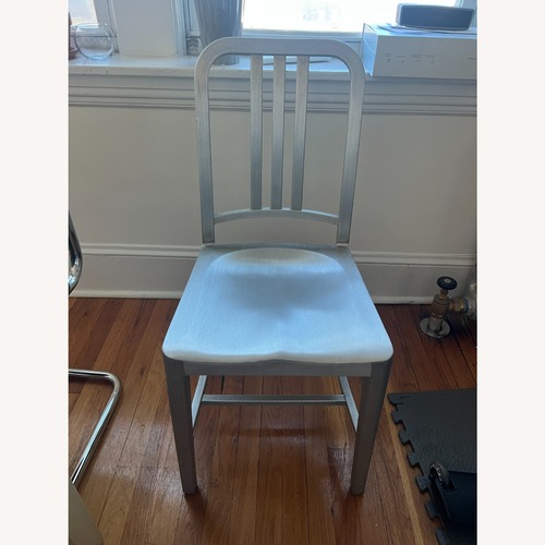 Used 1006 Navy Aluminum Chair for sale on AptDeco