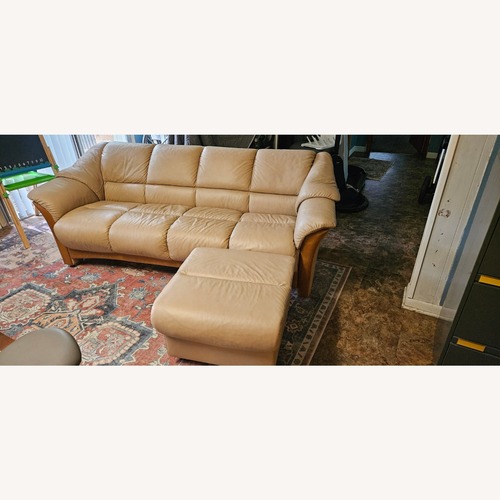 Used Elkornes Stressless Oslo Leather Couch for sale on AptDeco