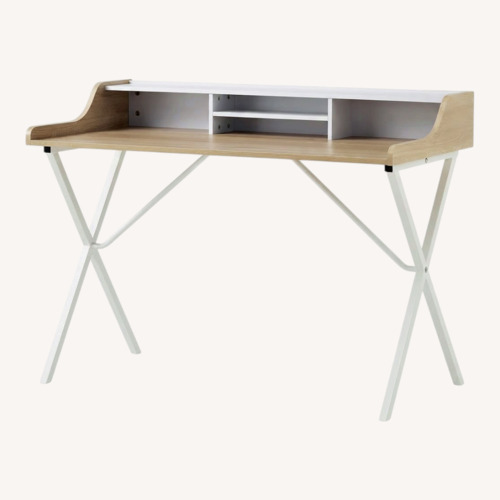 Used MWrouqfur Store White Desk for sale on AptDeco
