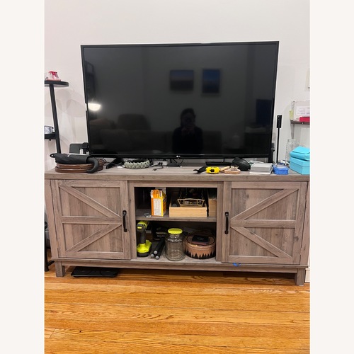 Used Yaheetech TV Stand for sale on AptDeco