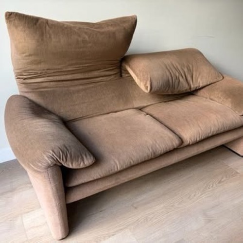 Used Maralunga Sofa Brown/Beige by Magistretti for sale on AptDeco