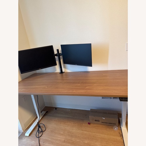 Used Friant Electric Standing Desk for sale on AptDeco