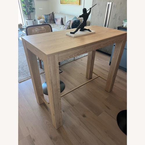 Used Mobili Fiver Rachele High Bar Table for sale on AptDeco