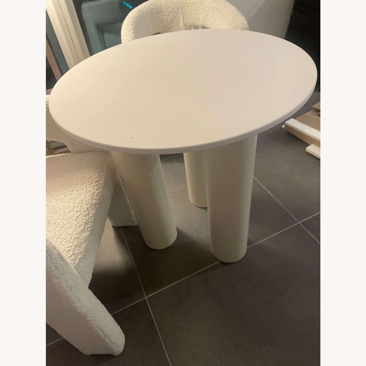 Vintage/Antique White Boucle Dining Sets - image-1